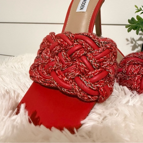 Steve Madden Seraphine Braided Square Toe Heels Red Size 8.5M - Picture 4 of 6